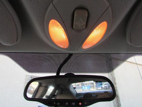 Used 2006 Saturn ION Level 3 w/ Travel Pkg image 29