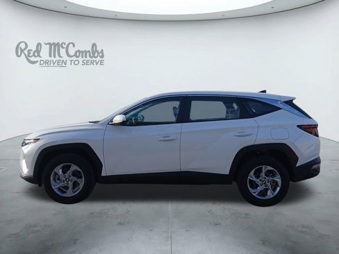 Certified 2023 Hyundai Tucson SE image 2