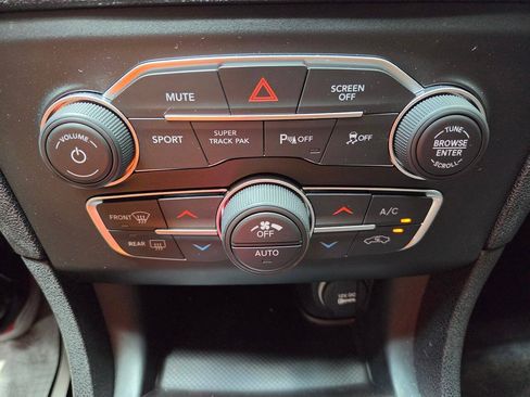 Used 2023 Dodge Charger R/T RWD image 35