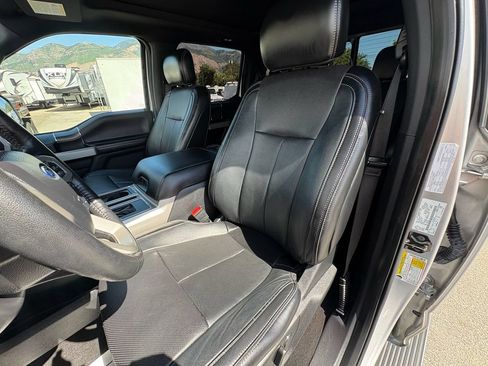 Used 2018 Ford F150 Lariat w/ Equipment Group 502A Luxury AWD/4WD image 15