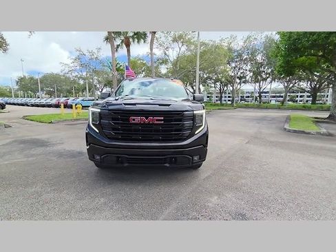 Used 2023 GMC Sierra 1500 Elevation image 20