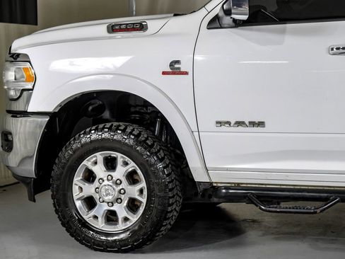Used 2020 RAM 2500 Laramie image 12