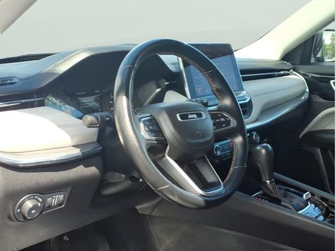 Used 2022 Jeep Compass Limited AWD/4WD image 14