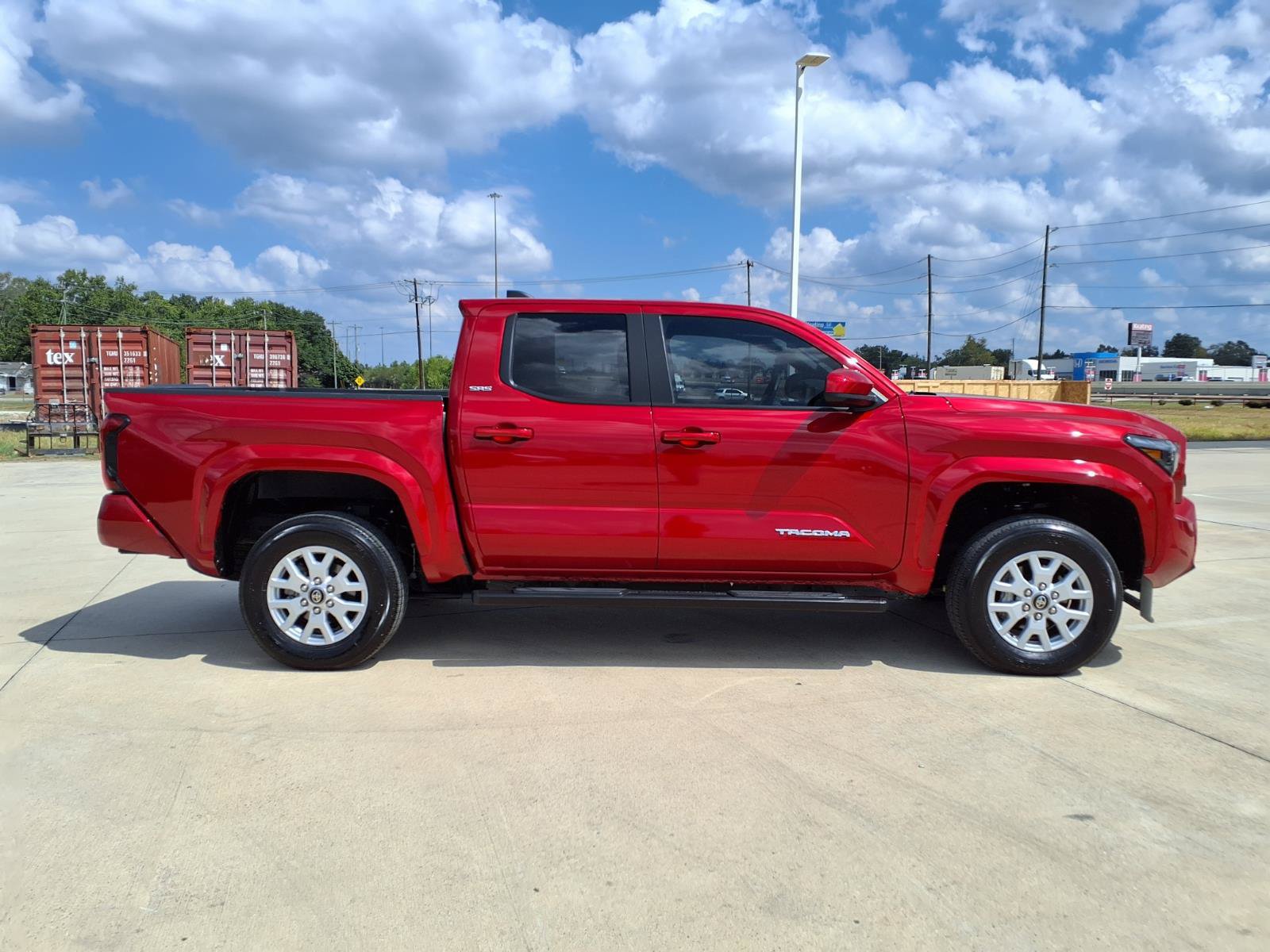 Certified 2025 Toyota Tacoma SR5 w/ SR5 Upgrade Package AWD/4WD image 5