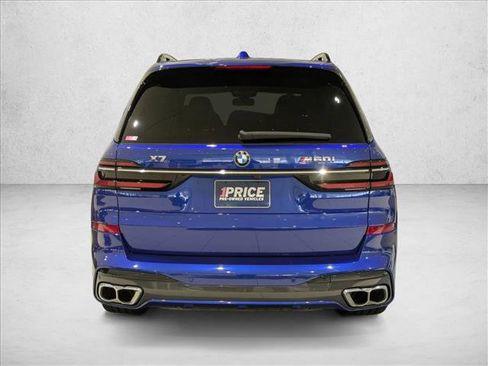 Used 2025 BMW X7 M60i image 7