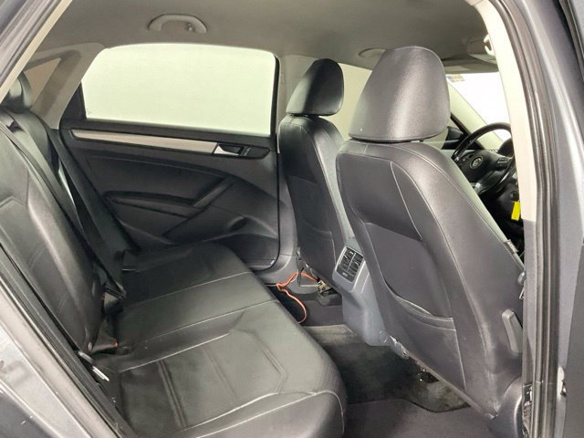 Used 2015 Volkswagen Passat 1.8T Sport FWD image 21