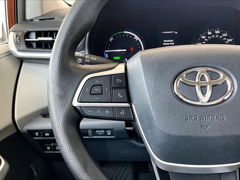 Used 2021 Toyota Sienna LE FWD image 10