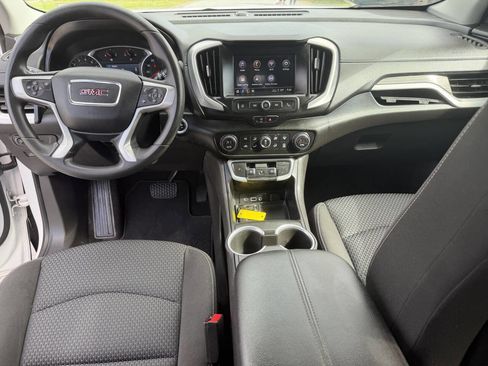 Used 2022 GMC Terrain SLE w/ Driver Convenience Package AWD/4WD image 10