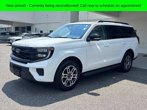 Used 2025 Ford Expedition Active AWD/4WD image 23