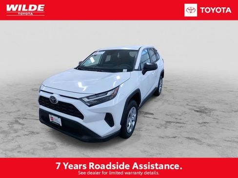 Certified 2025 Toyota RAV4 LE image 5