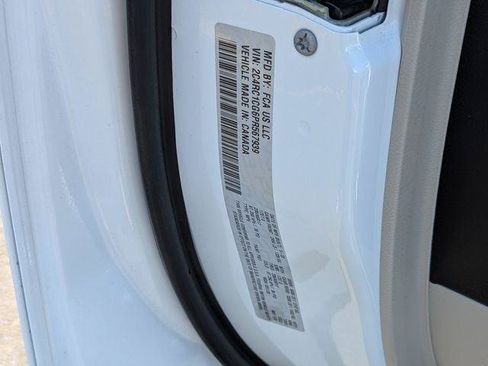 Used 2023 Chrysler Voyager LX FWD image 41