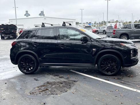 Used 2024 Mitsubishi Outlander Sport LE image 11
