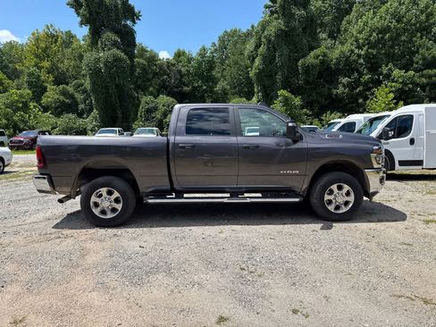 Used 2026 RAM 2500 Big Horn AWD/4WD image 3