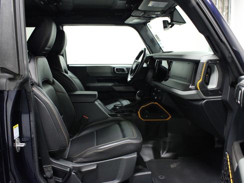 Used 2021 Ford Bronco Badlands image 15