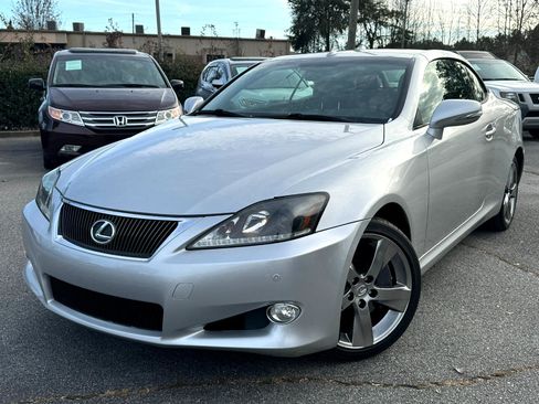 Used 2010 Lexus IS 350C image 11