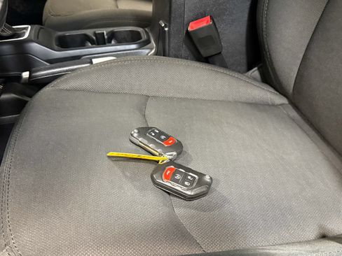 Used 2018 Jeep Wrangler Unlimited Sahara AWD/4WD image 20