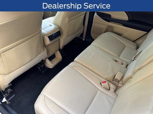 Used 2015 Toyota Highlander XLE AWD/4WD image 16