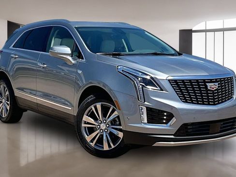 New 2026 Cadillac XT5 Premium Luxury w/ Driver Assist Package FWD image 2