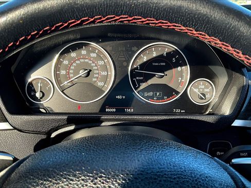 Used 2018 BMW 330i Sedan w/ Convenience Package image 21