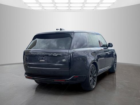 Used 2023 Land Rover Range Rover Long Wheelbase Autobiography AWD/4WD image 4