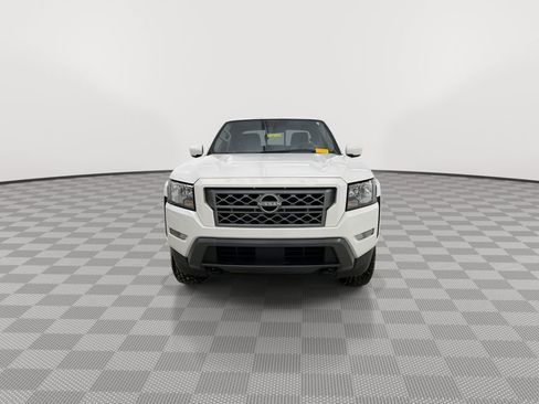 Certified 2023 Nissan Frontier SV w/ Technology Package image 4