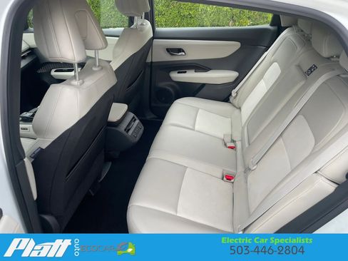 Used 2024 Nissan Ariya FWD image 44