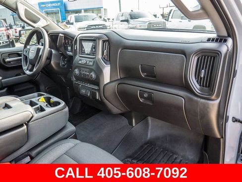 Used 2025 Chevrolet Silverado 1500 Custom w/ Turbomax Blackout Package AWD/4WD image 19