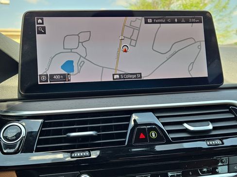 Used 2023 BMW 530i xDrive AWD/4WD image 61