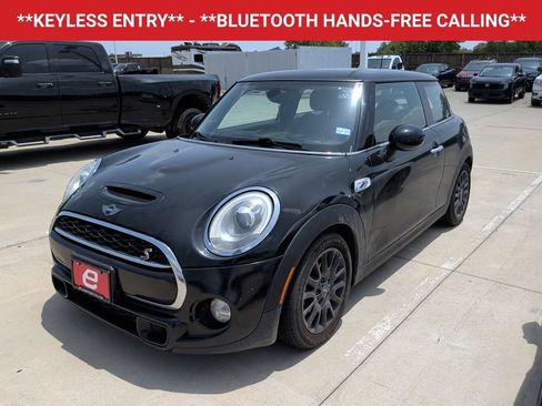 Used 2014 MINI Cooper S FWD image 3