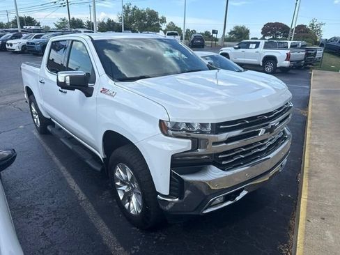 Used 2021 Chevrolet Silverado 1500 LTZ w/ LTZ Premium Package AWD/4WD image 6