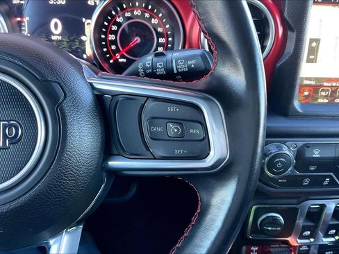 Used 2022 Jeep Wrangler Rubicon image 11