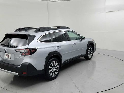 Certified 2025 Subaru Outback Limited w/ Popular Package #2 AWD/4WD image 10