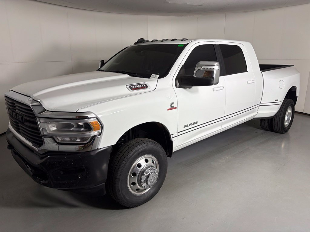 Used 2024 RAM 3500 Laramie w/ Towing Technology Group AWD/4WD image 4