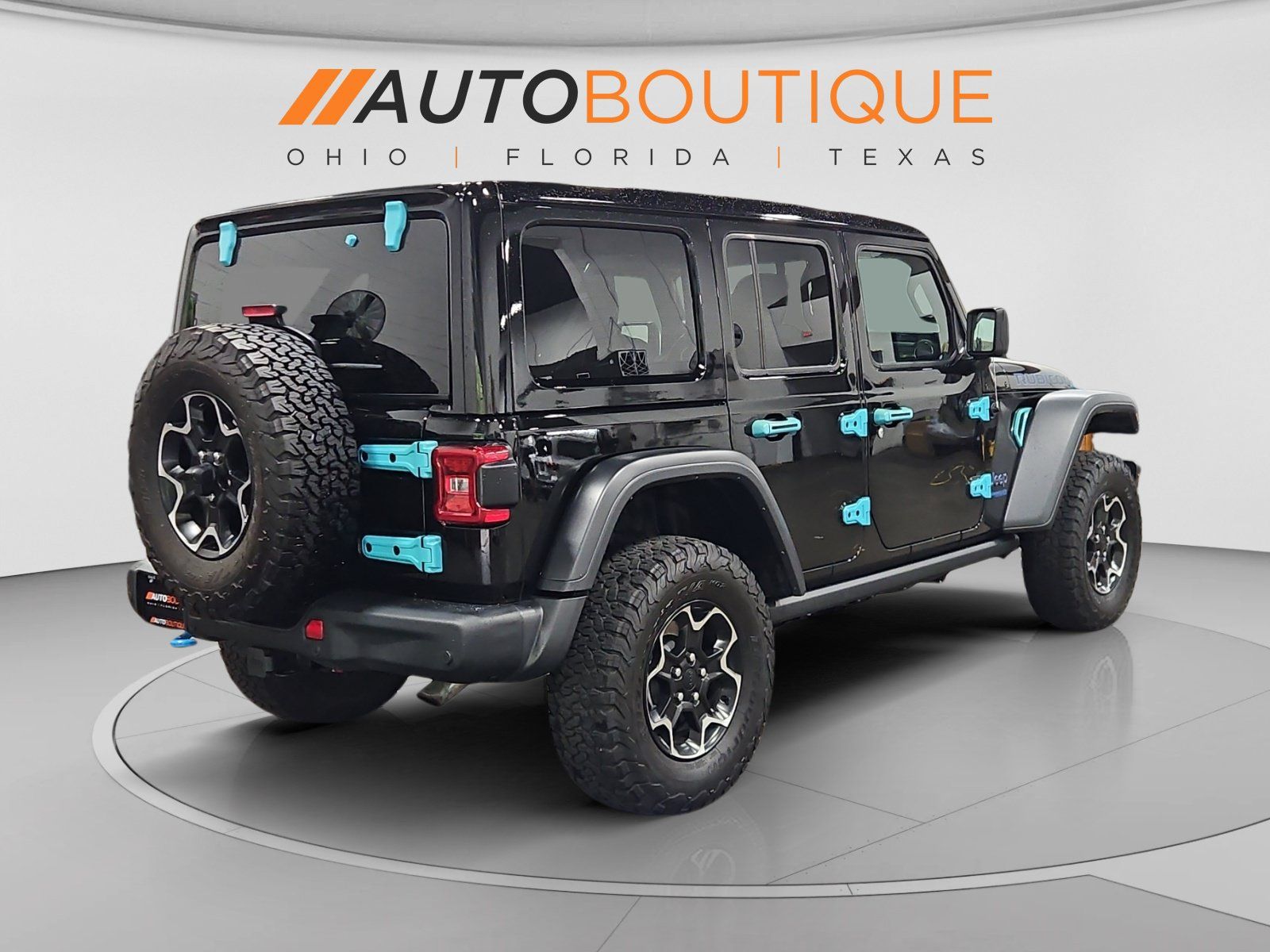 Used 2022 Jeep Wrangler Unlimited Rubicon 4xe w/ Steel Bumper Group AWD/4WD image 5