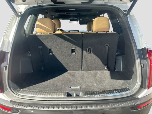 Certified 2021 Kia Telluride SX w/ Towing Package FWD image 28