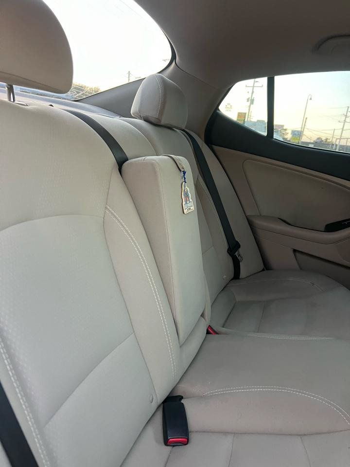 Used 2015 Kia Optima LX FWD image 8