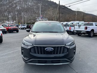 Used 2024 Ford Escape Platinum video 2