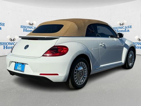 Used 2014 Volkswagen Beetle 1.8T image 8
