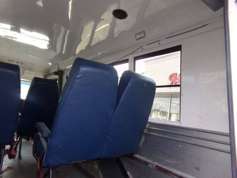 Used 2012 Chevrolet Express 3500 w/ School Bus Package RWD image 12