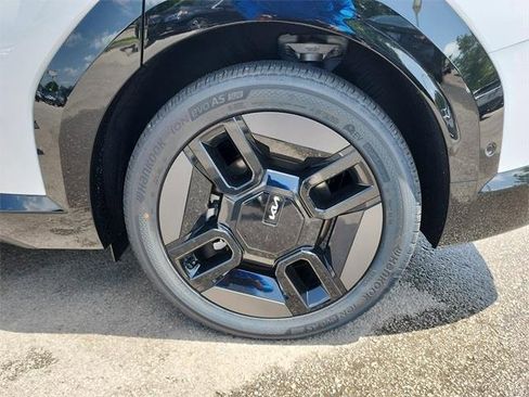 New 2026 Kia EV9 GT-Line image 29