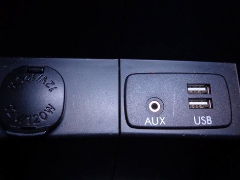 Used 2016 Subaru Forester 2.5i Premium w/ All-Weather Package image 21