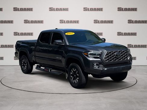 Used 2021 Toyota Tacoma TRD Off-Road w/ Technology Package AWD/4WD image 7