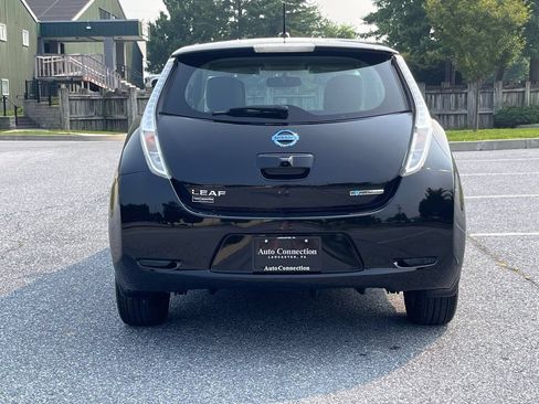 Used 2016 Nissan Leaf SL w/ Premium Package FWD image 6