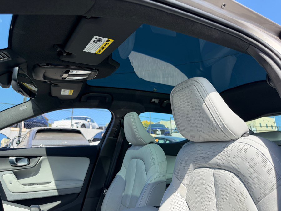 Used 2024 Polestar Polestar 2 RWD image 17