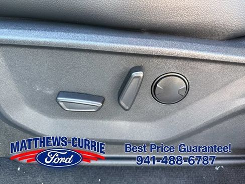 New 2026 Ford F250 Lariat w/ Black Appearance Package AWD/4WD image 11