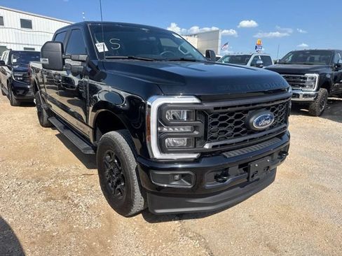 Used 2025 Ford F250 XL w/ STX Appearance Package AWD/4WD image 5