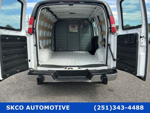 Used 2015 GMC Savana 2500 RWD image 21