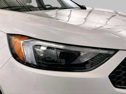Used 2023 Ford Edge ST-Line AWD/4WD image 27