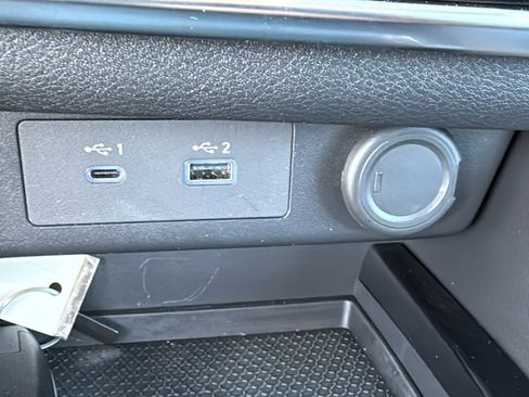 Certified 2023 Nissan Rogue SV image 16