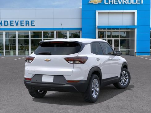 New 2026 Chevrolet TrailBlazer LS w/ LS Convenience Package AWD/4WD image 4